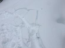 Cracking within the storm snow on the skin track