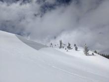 Large cornices on Andesite Ridge